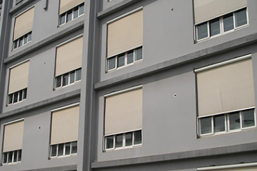 UV-bestandig fleksibel PVC blendingssikkert gardinstoff - for hjem, kontor, offentlig sted
